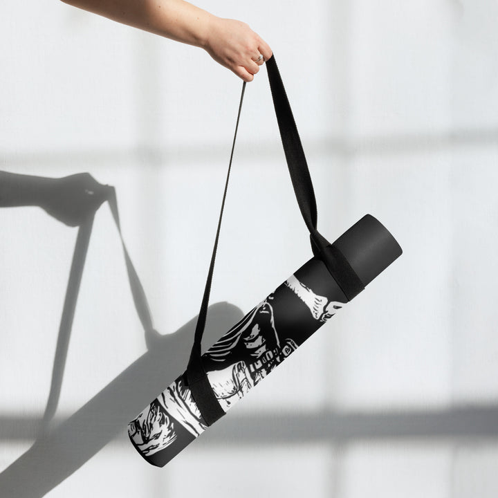 Hellbeing trail yoga mat, full surface view