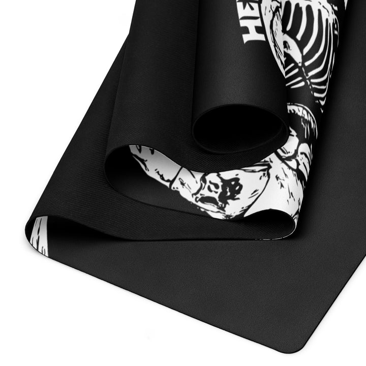 Hellbeing trail yoga mat, design close-up