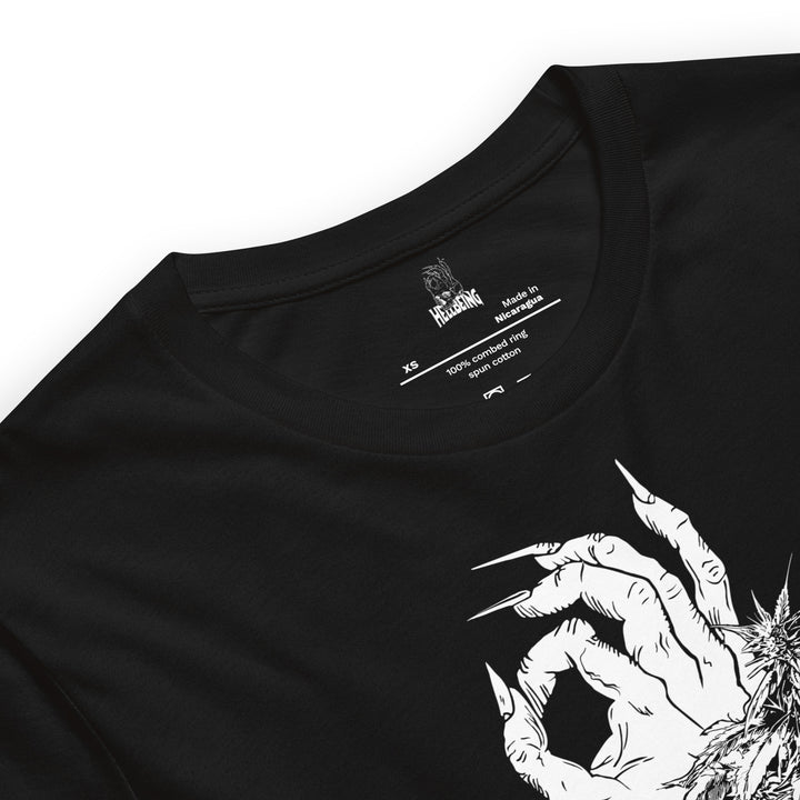 Hellbeing Weed t-shirt fabric and label detail